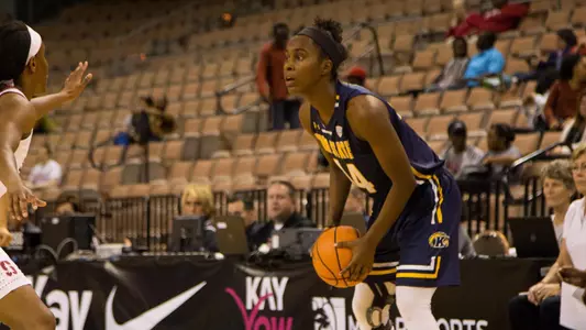 wbb_action_james_10