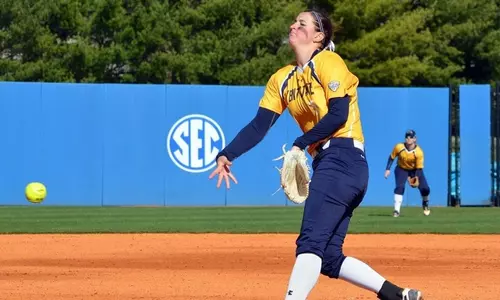 sball_action_ladines_24