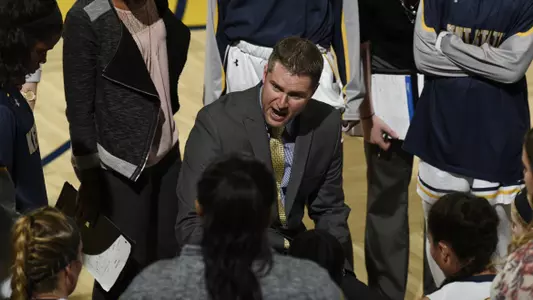 wbb_action_starkey_09