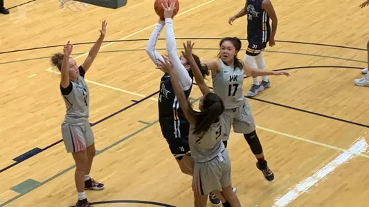 wbb_action_canada_shumate01