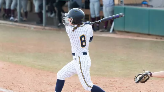 sball_action_whitmore01