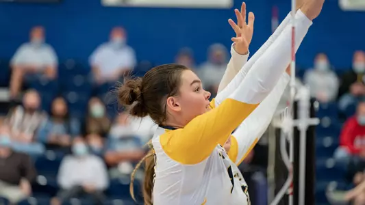 vball_action_caspers_02