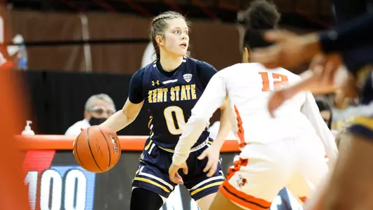 wbb_action_santoro_03
