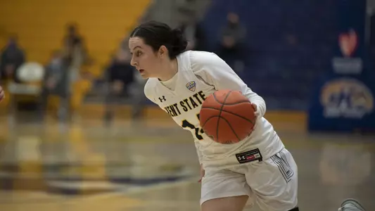 wbb_action_shumate09