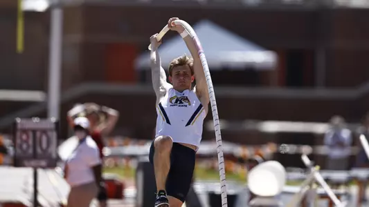 motf_action_vanderwatt02