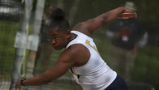 wotf_action_bailey06