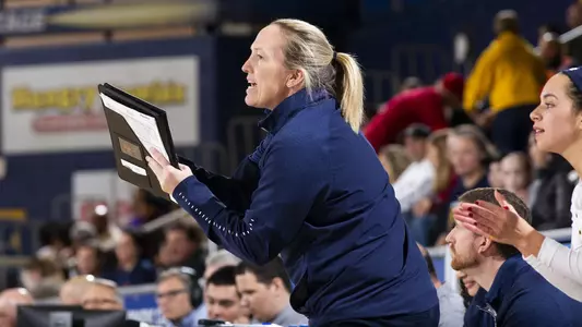 wbb_action_recchia_01