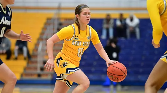 wbb_action_santoro_06