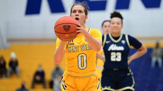 wbb_action_santoro_08