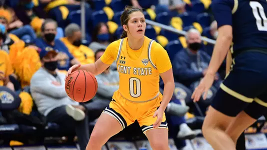 wbb_action_santoro_07