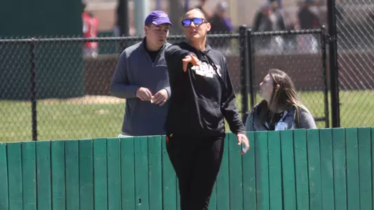 sball_action_coach_adkins