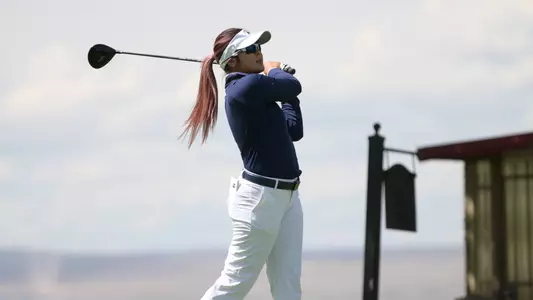 wgolf_action_nuchsila_03