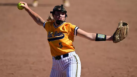 sball_action_esterby_01