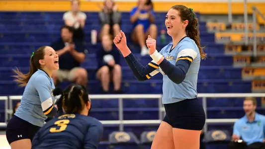 vball_action_mcguire_09