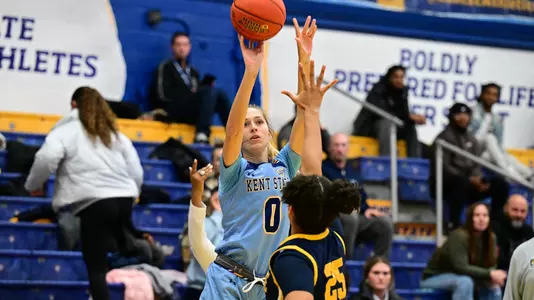 wbb_action_perkins_01