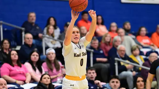 wbb_action_santoro_12