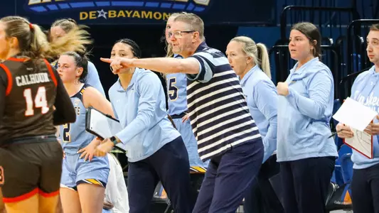 wbb_action_starkey_19