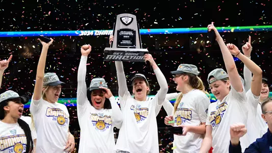wbb_mac_champs_24_01