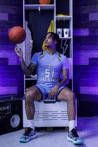MBB Recruit