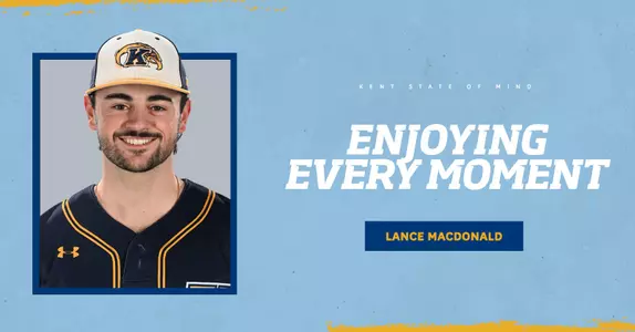 fanword_macdonald_graphic