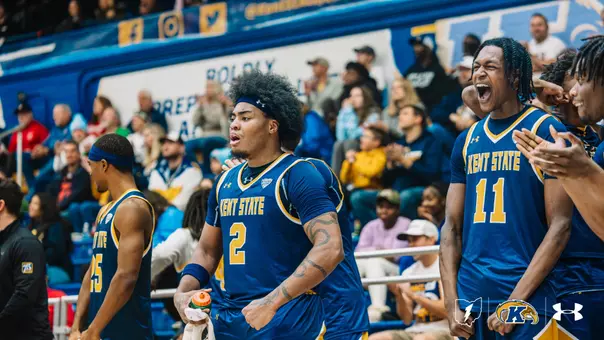 Rob Whaley Jr. and Dezmon Briscoe vs. Roberts Wesleyan