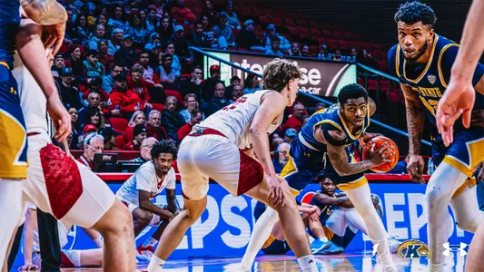 Cian Medley vs. Miami
