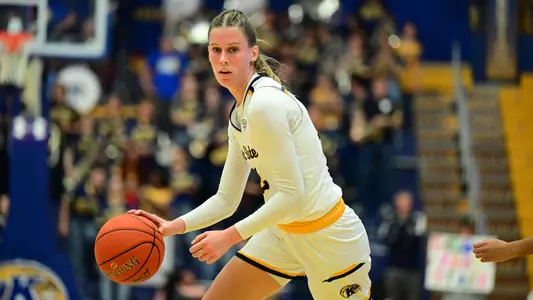 wbb_action_batsch15