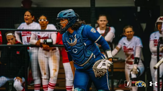 sball_action_johnson_leilani_03