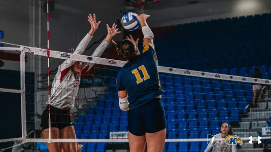 vball_action_mcguire_13