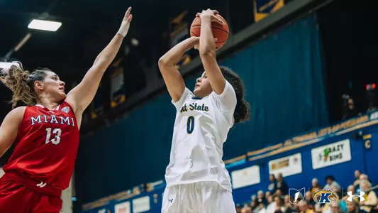 wbb_action_holmes_02