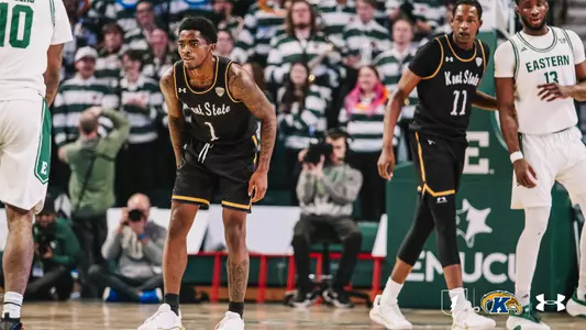 Cian Medley on defense at Eastern Michigan