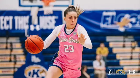 Mya Babbitt in action against Central Michigan