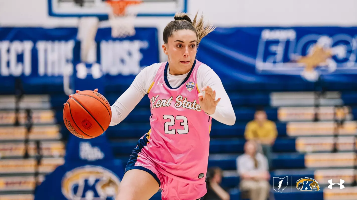 Mya Babbitt in action against Central Michigan