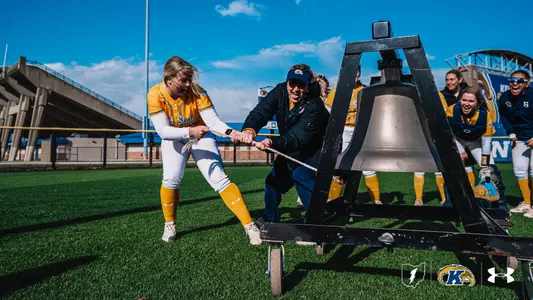 Meadow Ferri ringing the bell