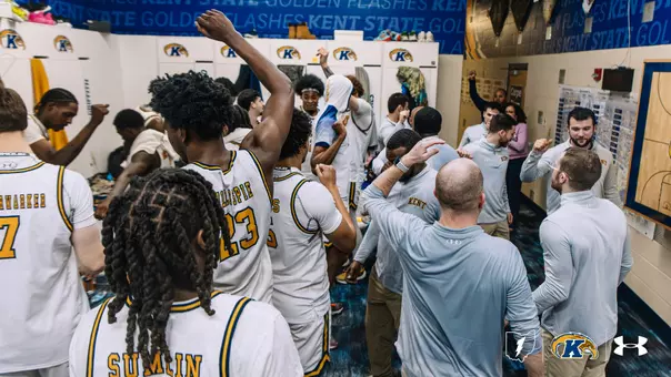 Men's Basketball Locker Room after 300th Senderoff win