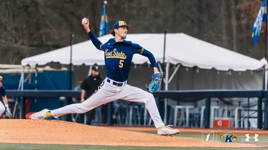 Easton Tumis pitching vs. Bowling Green