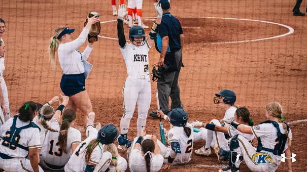 Gabby Quinn Home Run 2026