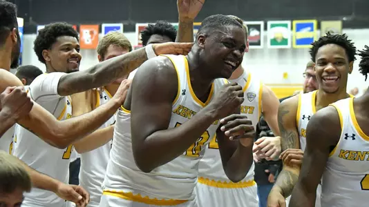 Kalin Bennett celebrating with team