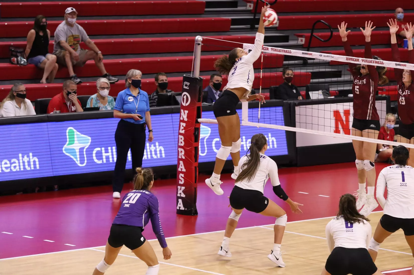 Aliyah Carter competes against Colgate at the Husker Invitational on Friday.