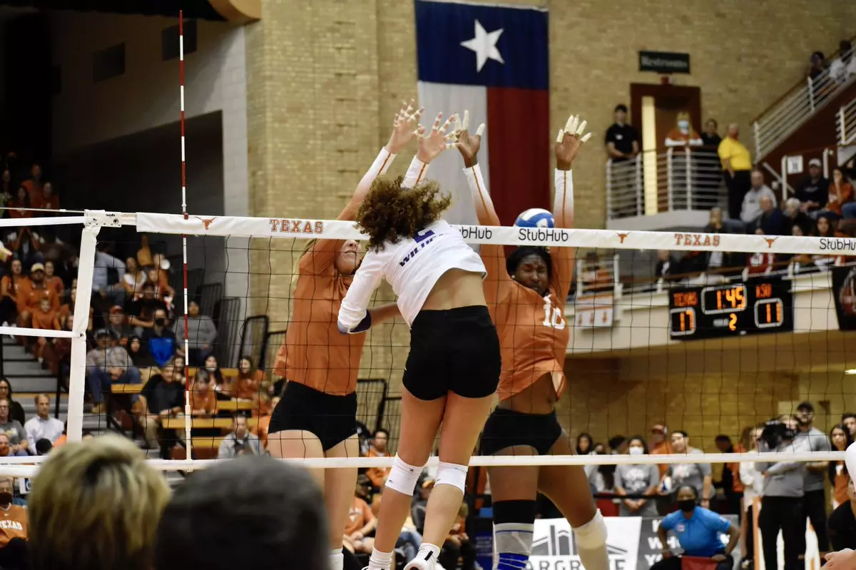 VB at Texas2