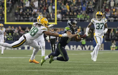 NFL: Green Bay Packers at Seattle Seahawks