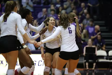 Vb vs TCU