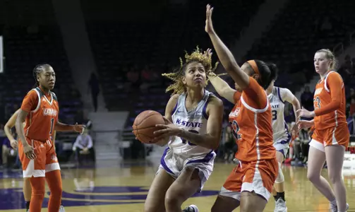 Chrissy Carr vs UTRGV