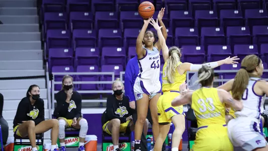 Chrissy Carr vs. South Dakota State