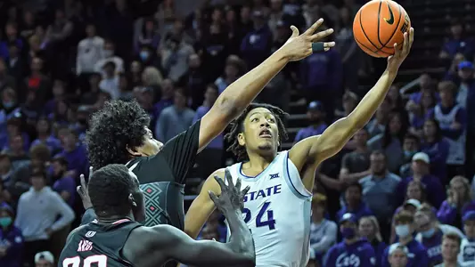 Nijel Pack vs. Omaha