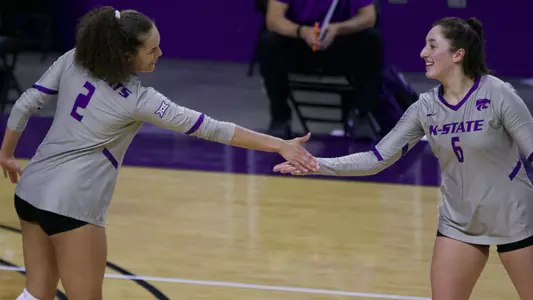 Aliyah Carter and Jacque Smith vs. Saint Louis