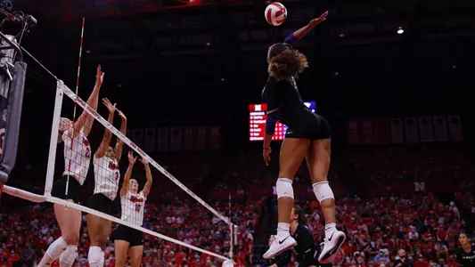 Aliyah Carter vs. Nebraska - 2021