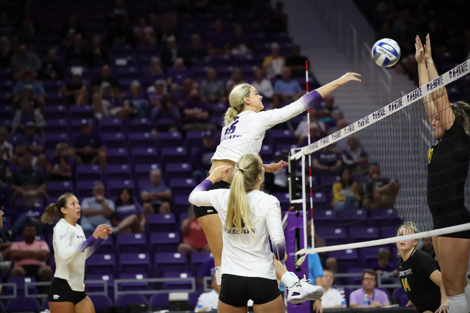 K-State volleyball vs Wayne State