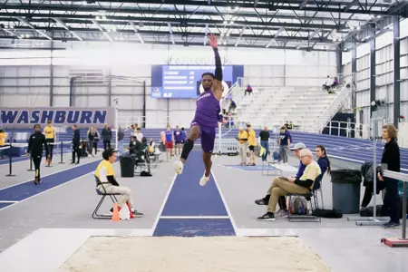 January 13, 2023, Topeka, KANSAS:
2023 KU-KSU-WSU Triangular at Washburn Indoor Atheltic Center in Topeka, KANSAS Friday, January 13, 2023.  
(Photo by Joshua Strong/Kansas State University Athletics) *** Local Caption ***