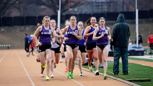 Distance runners at Emporia State Relays